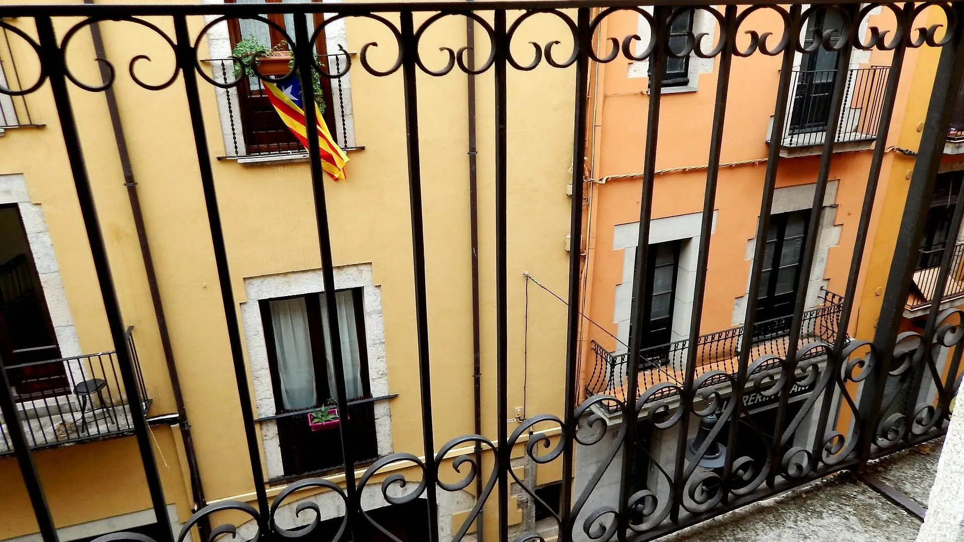 Apartment Apartament Girona Catedral Spain